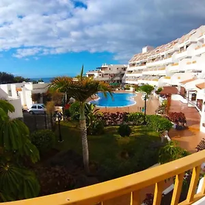 Apartment Primo Piano Con Vista Piscina E Parziale Vista Mare, Costa Adeje (Tenerife)
